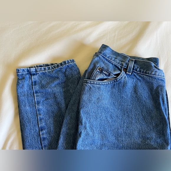 Lee Riders Relaxed Fit Straight Leg Style Jeans - Picture 2 of 8